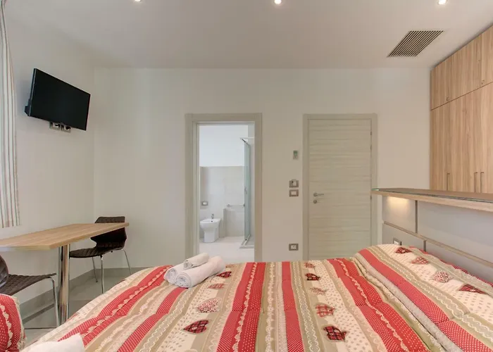 Nella Πανσιόν Ρίμινι